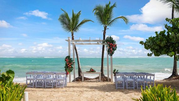 Pergola en la playa